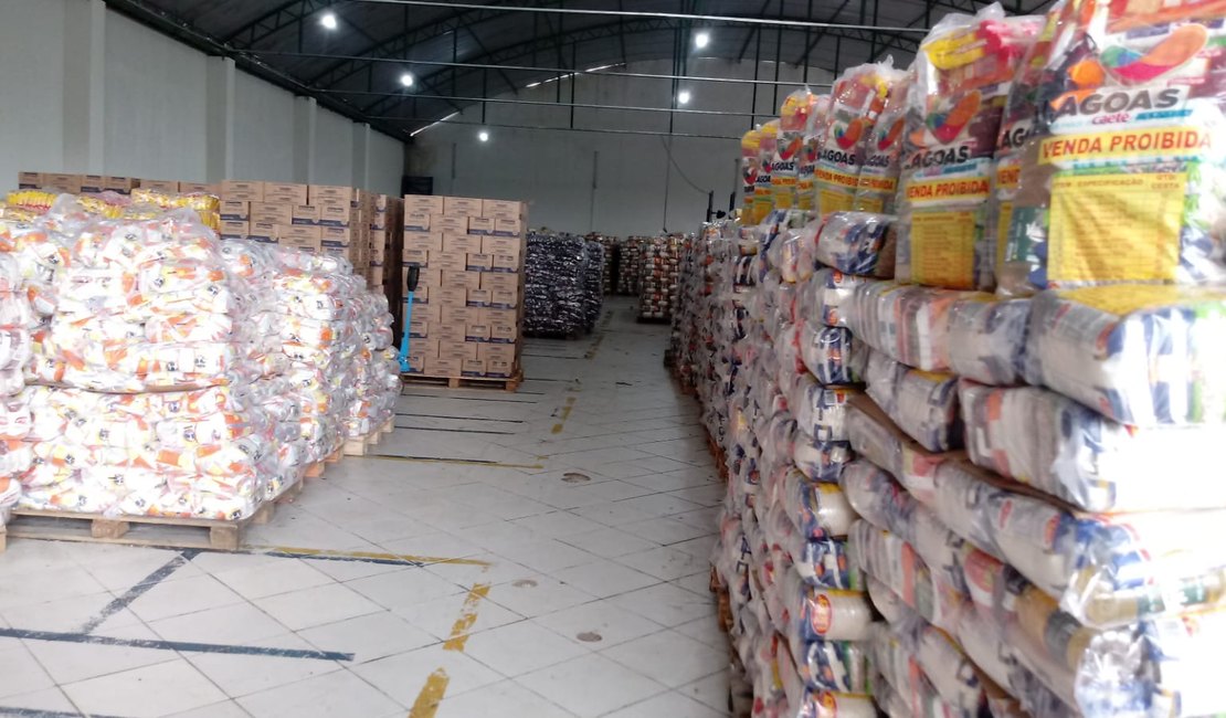 Alagoas inicia distribuição de 250 mil cestas básicas para famílias