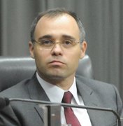 Bolsonaro anuncia André Luiz de Almeida Mendonça para chefiar AGU