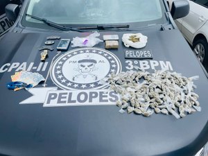 Polícia militar apreende quase 500 gramas de maconha  em Arapiraca