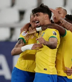 Possível saída de Paquetá do Lyon pode render valor milionário ao Flamengo