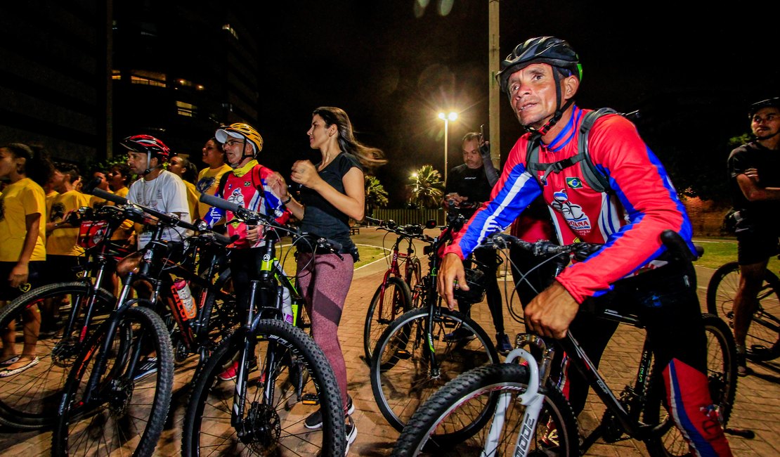 Passeio ciclístico marca início da Semana de Trânsito em Maceió