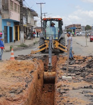 Seminfra inicia construção de 80 metros de drenagem no Benedito Bentes