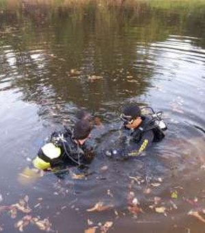 Corpo de Bombeiros resgata corpo de adolescente que se afogou em rio
