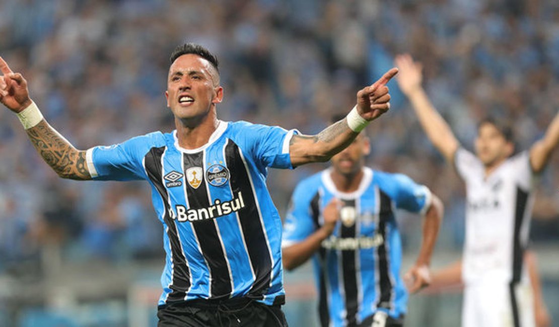 LIBERTADORES: Santos cai para ‘carrasco de brasileiros’ e Grêmio supera o Botafogo