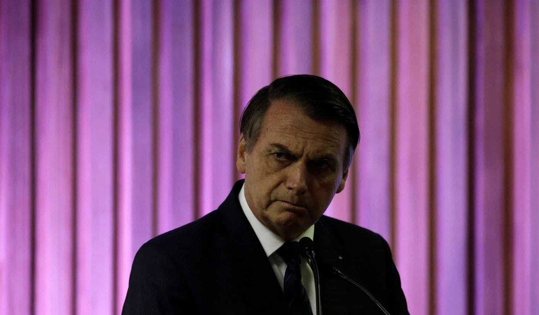 No Twitter, Bolsonaro defende internação compulsória de dependentes