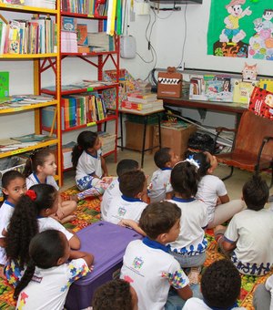 Escolas da rede estadual desenvolvem projetos literários de incentivo à leitura