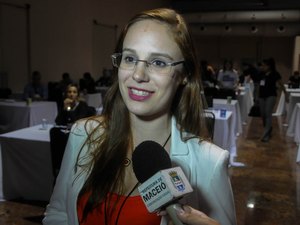Vereadora pede transparência na Câmara de Maceió e diz que 'ninguém é mais vereador que ninguém'
