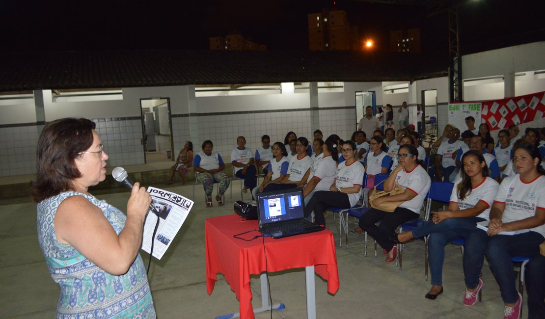 Matrículas para educação de jovens e adultos estão abertas em Maceió