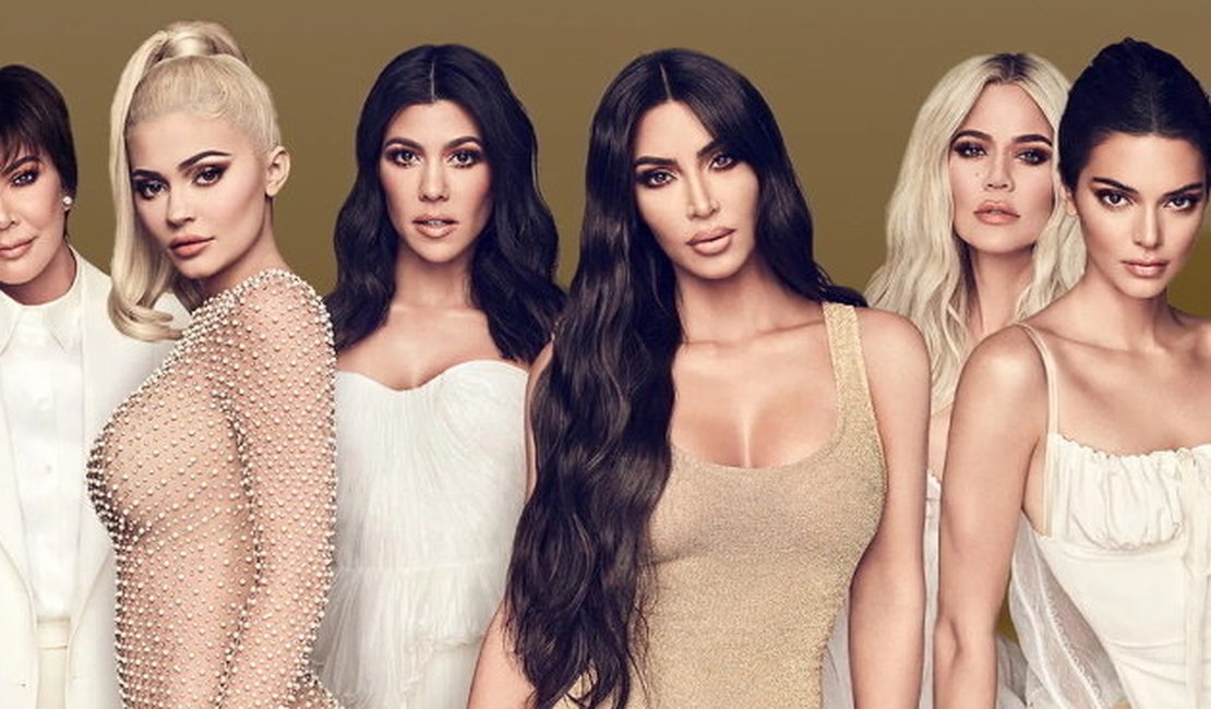 Kardashians presenteiam todos os funcionários com relógios de grife