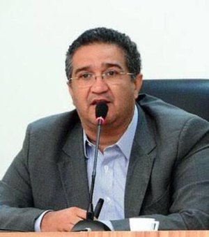 CPF e comprovante de residência serão necessários na hora da vacinação, diz Pedro Madeiro