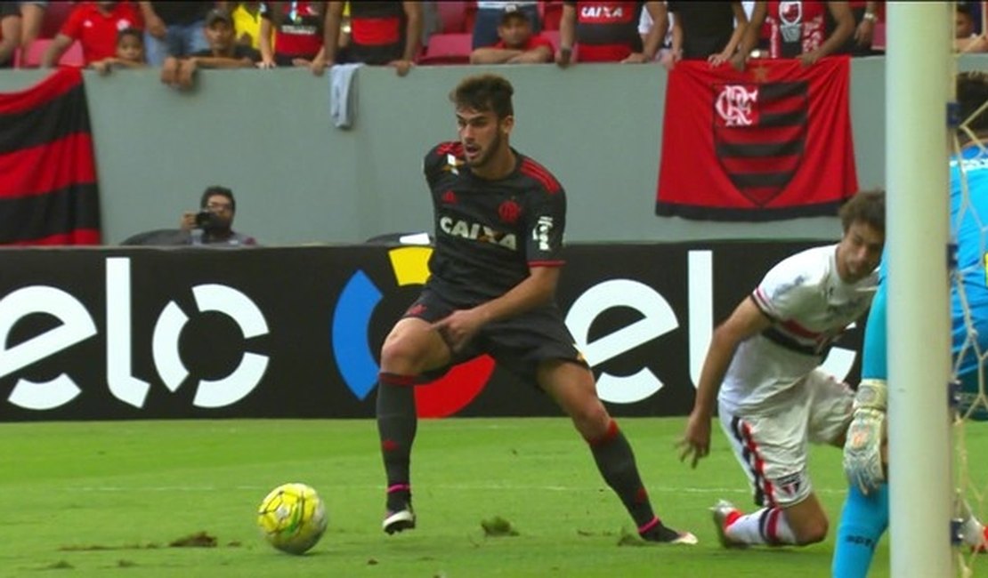 Inter perde, Palmeiras segue líder. Flamengo empata e Cruzeiro é o lanterna