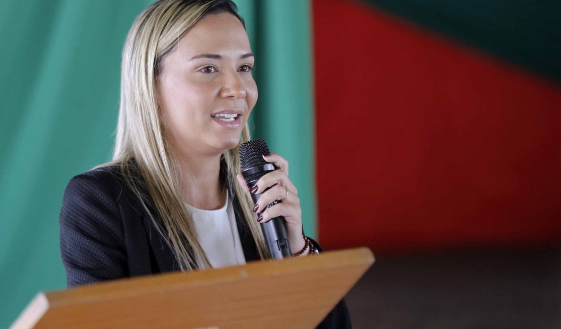 Fernanda Cavalcanti é reeleita prefeita de São Luís do Quitunde