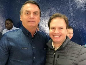 Ex-Polegar segue internado após ser atropelado em passeio com Bolsonaro