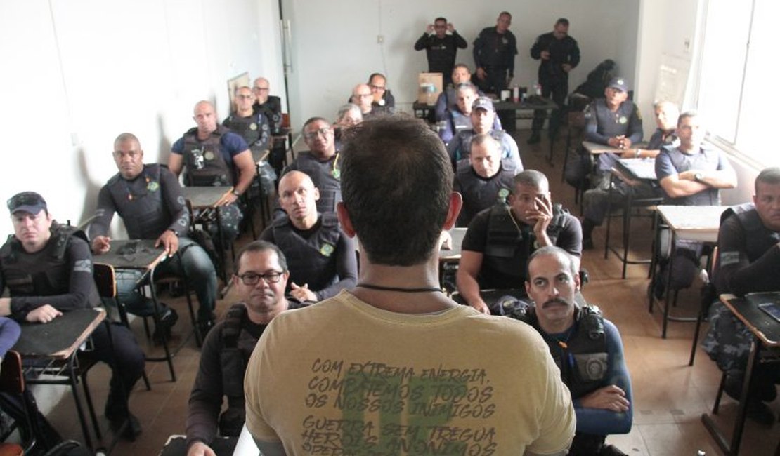 Armamento e tiro: guardas municipais fazem capacitação