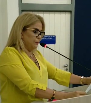 Vereadora fala em fim da PM durante discurso e associações repudiam