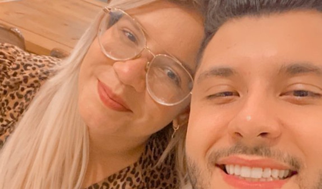 Marília Mendonça volta a seguir ex-namorado no Instagram e fãs apontam reconciliação