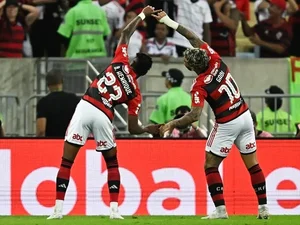 Dupla Bruno Henrique e Gabigol garante o triunfo por 1 a 0 do Rubro-Negro no Maracanã