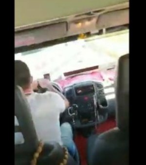 [Vídeo] Transportadores complementares brigam entre si pelo valor da passagem em Campo Alegre