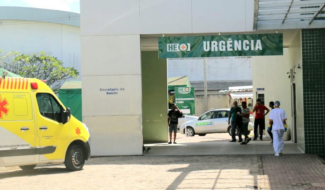 Jovem tenta matar morador de rua com pedradas e chutes em Arapiraca