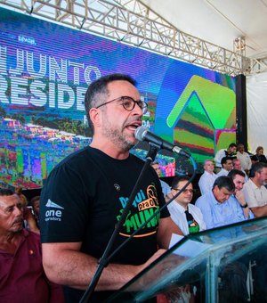 Paulo Dantas critica Braskem em evento com presença de Lula: 'prejudicou 200 mil pessoas'