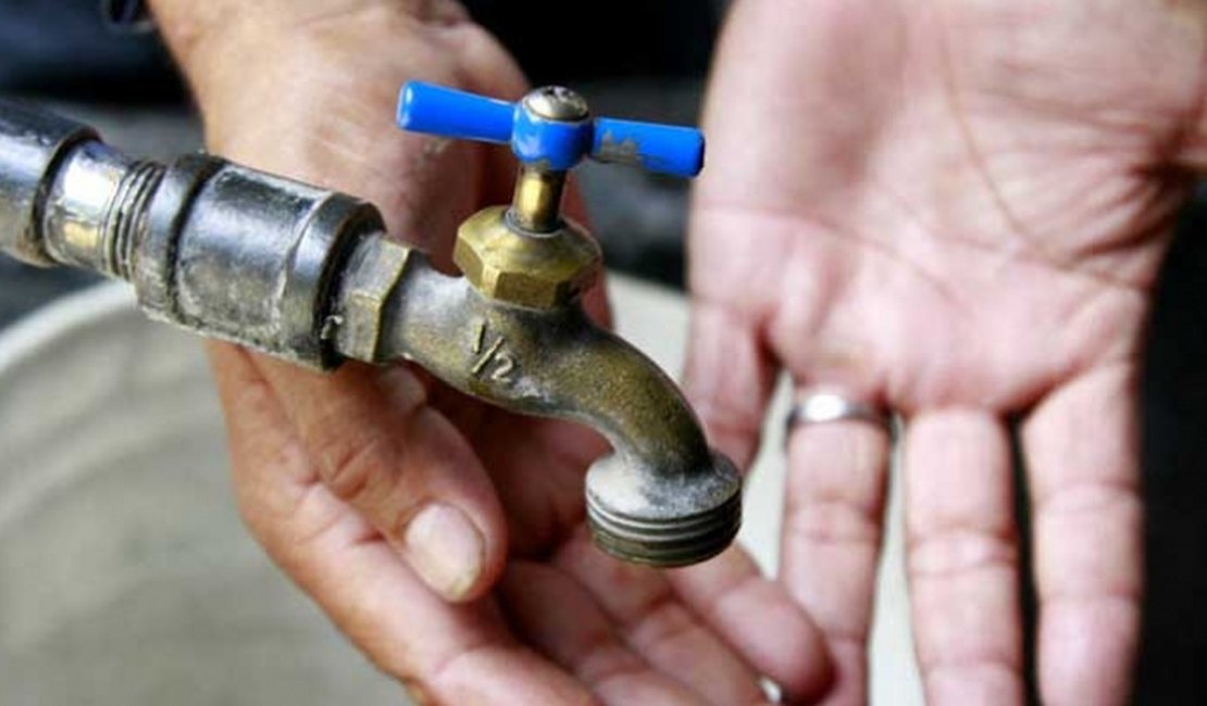 Falta d'água: Povoado Ipiranga fica sem recurso após rompimento de adutora