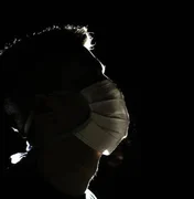 Por não usar máscara, homem foragido há 20 anos na Polônia é preso