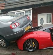 Homem destrói Ferrari de R$ 1,2 milhão alugada para casamento