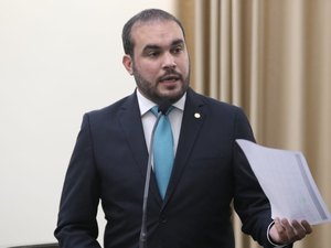 Davi Maia apresenta projeto de lei para alterar a lei dos concursos em Alagoas
