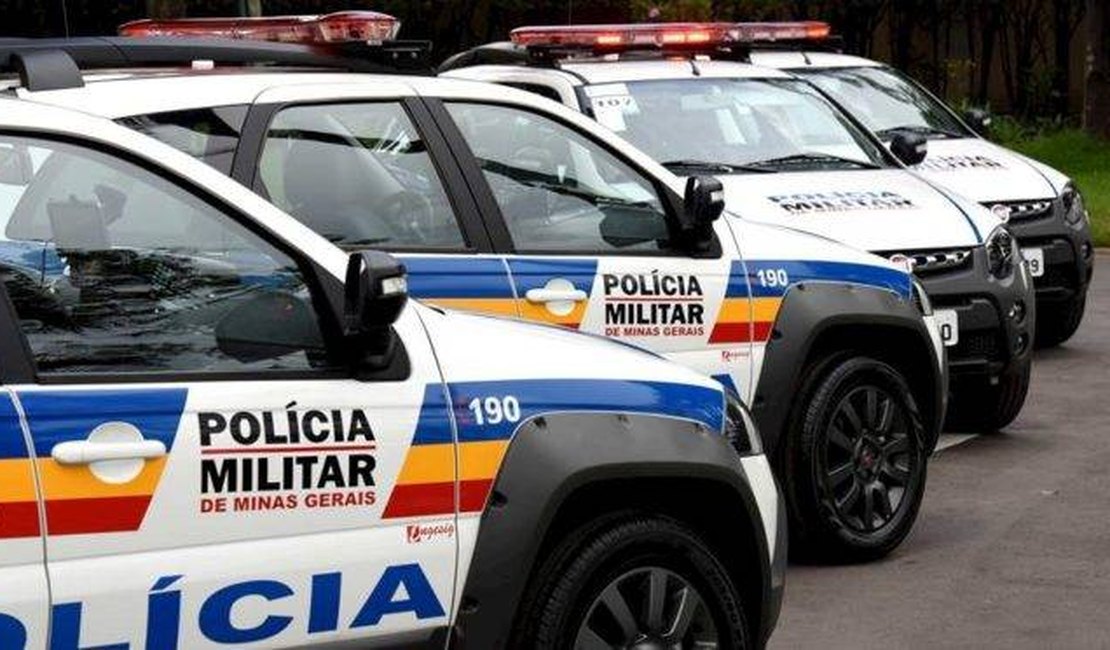 Polícia apreende arsenal em ação contra quadrilha 'novo cangaço' em Minas Gerais