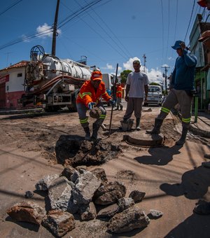 Infraestrutura reconstrói trecho de rede de drenagem no bairro do Poço