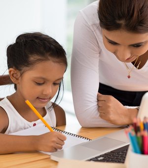Homeschooling: a modalidade de ensino em casa que chega ao Estado