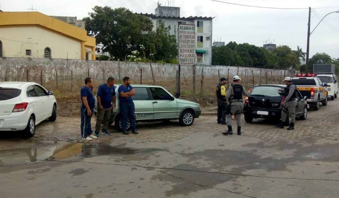 SMTT remove veículos clandestinos das vias de Maceió