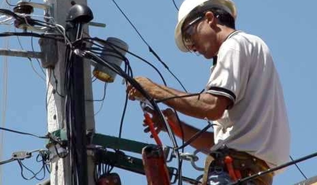 Eletrobras interromperá o fornecimento de energia para manutenção; confira o cronograma