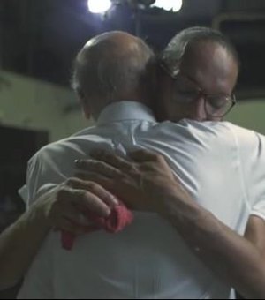 O abraço hediondo de Drauzio Varella em Suzy
