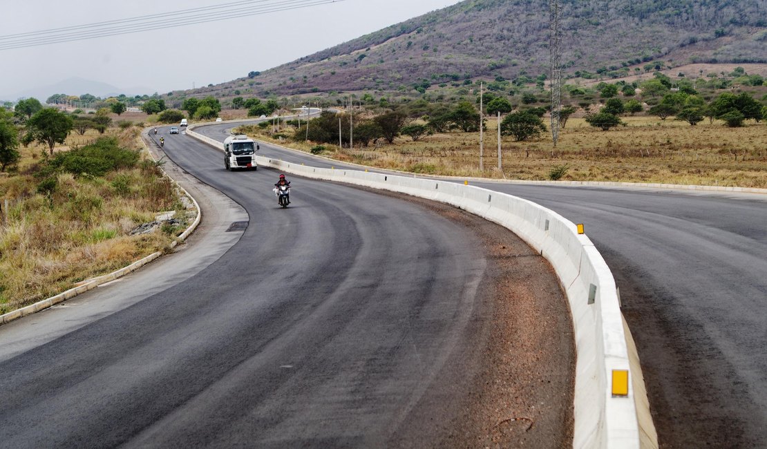 Desapropriação garante continuidade na duplicação de rodovia entre Palmeira dos Índios e Igaci