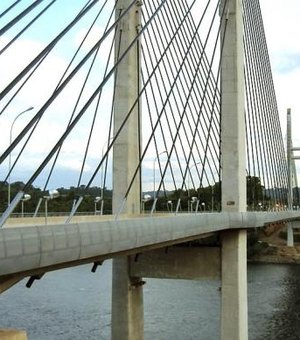Pronta desde 2011, ponte que liga Brasil a Guiana deve ser inaugurada em 2017