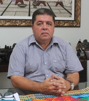 Joaquim Gomes decreta luto de três dias e suspende aulas após morte de ex-prefeito