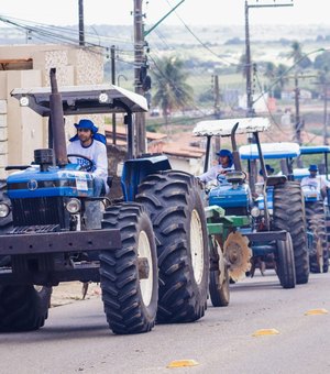 Lançamento dos programas Terra Arada 2022 e Planta Palmeira dão ânimo a agricultura palmeirense