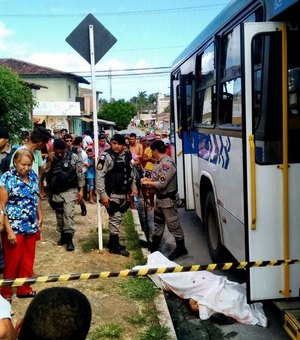 Idoso morre atropelado por ônibus no Conjunto Jardim Petrópolis