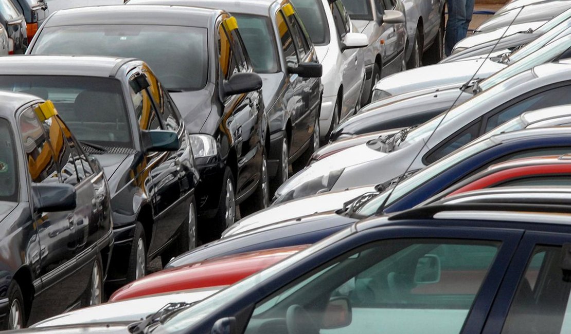 Setembro tem queda na venda de veículos em Maceió