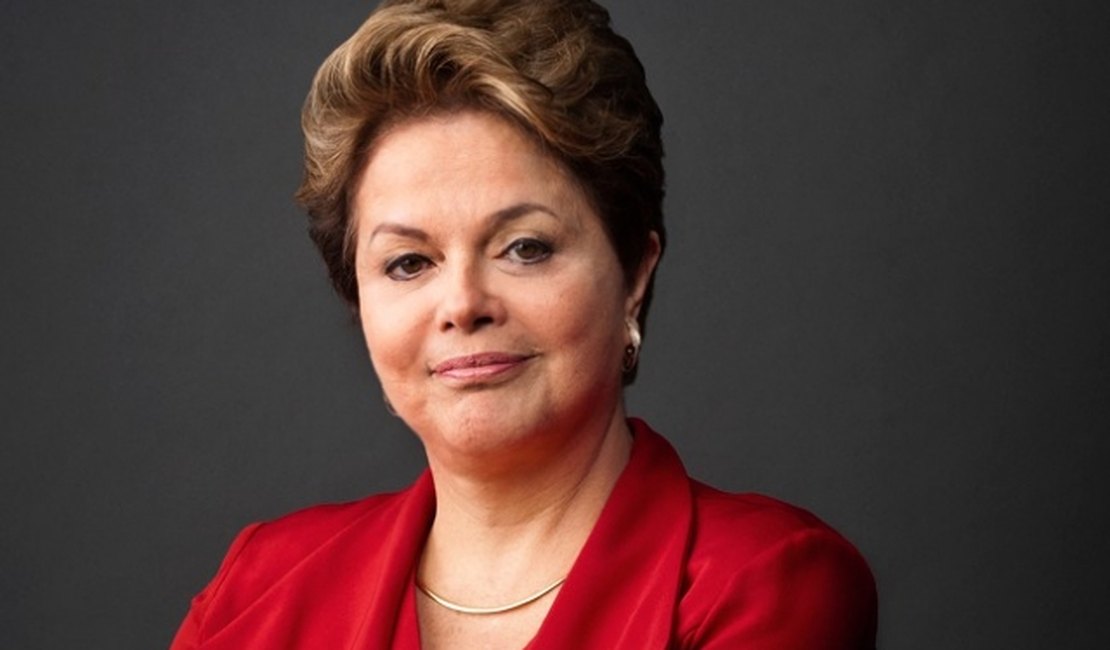 Antes tarde do que nunca', diz Dilma sobre afastamento de Cunha