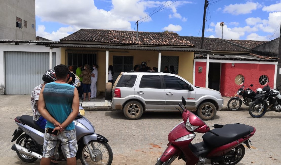 Funcionária de supermercado morre na manhã desta quinta-feira, em Arapiraca