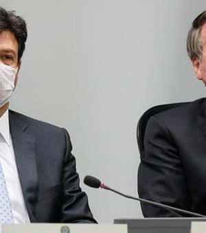 Bolsonaro tenta forçar pedido de demissão de Mandetta