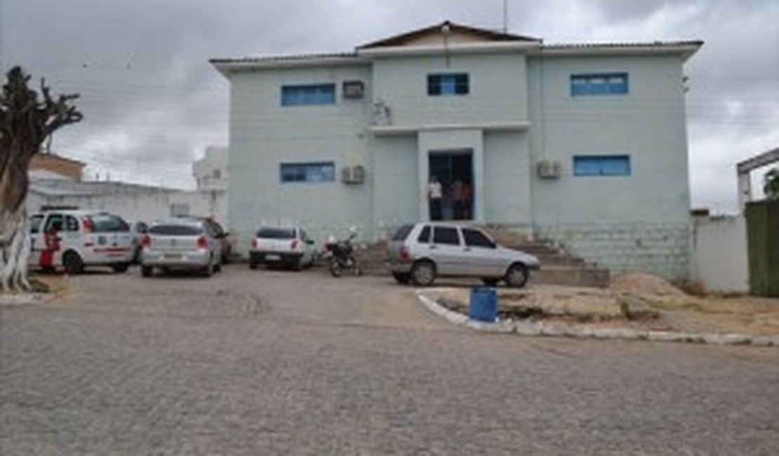 Jovem é preso em Santana do Ipanema acusado de matar dois menores na Bahia
