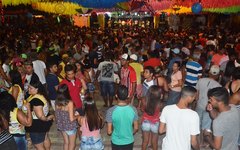 Centro Comunitário Calabar fica sempre lotado no Carnaval