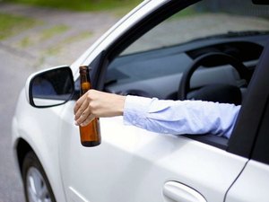 Motorista é preso por embriaguez após se envolver em acidente de trânsito 