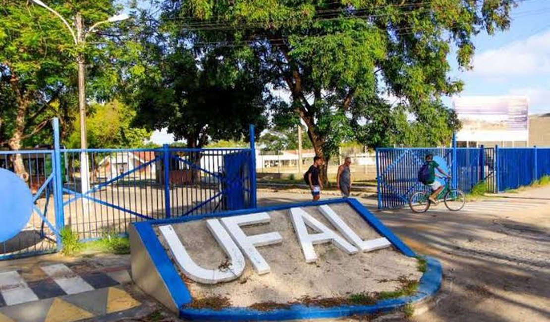 UFAL anuncia 35 vagas para concurso de níveis médio e superior