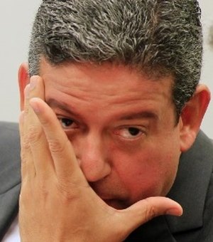 Justiça de Curitiba bloqueia bens de deputado alagoano e de mais 10 políticos do PP