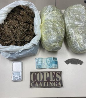 Traficante é preso pela COPES com mais de 2kg de maconha em Inhapi