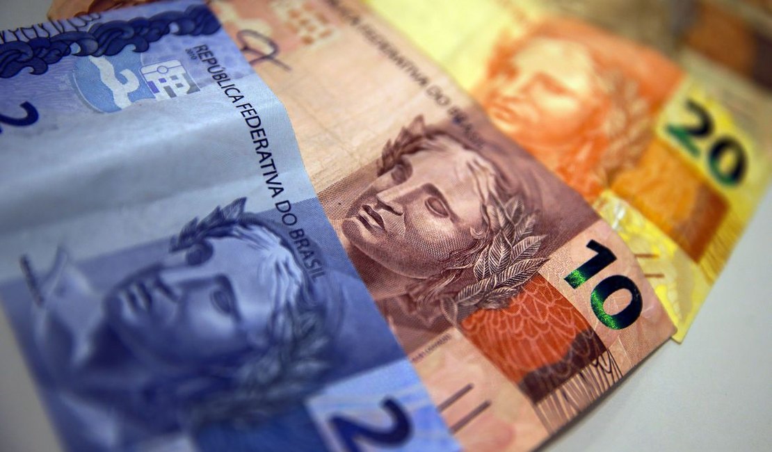 Mercado financeiro eleva projeção da inflação para 4,85% este ano